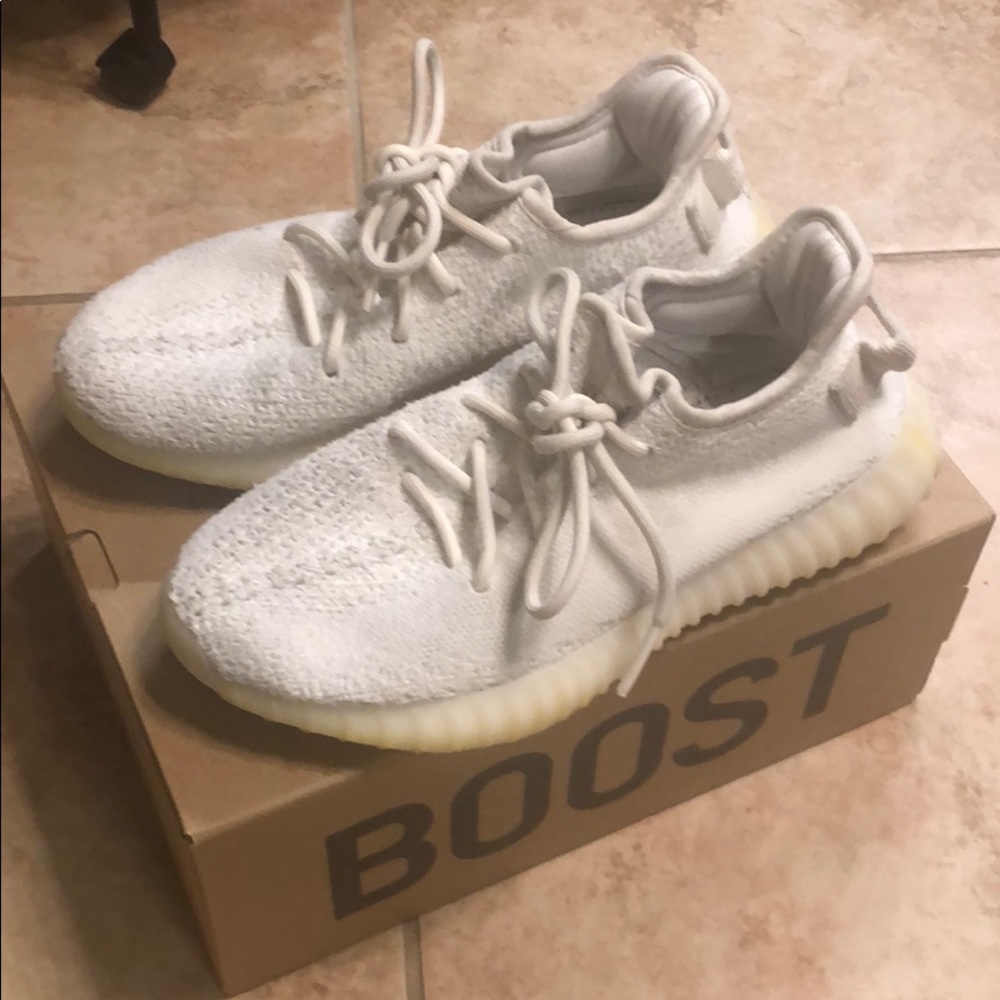 Authentic yeezys boost 350 shoes white size 6